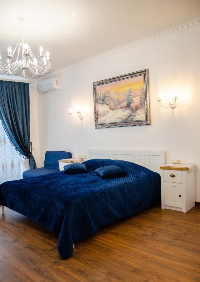Relax Complex Hotel Boryspilʼ Extérieur photo